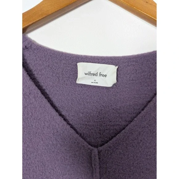 Aritzia Wilfred Free Sweater XS Hush Knit V Neck Soft Cozy Oversized Purple $98 - Picture 2 of 8
